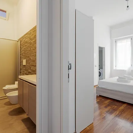 Cosy Nearby Piazza Insubria! Book Now! * Milan